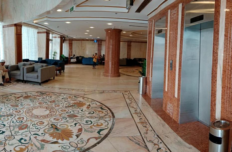 Sky View Hotel, Madinah المدينة المنورة المظهر الخارجي الصورة